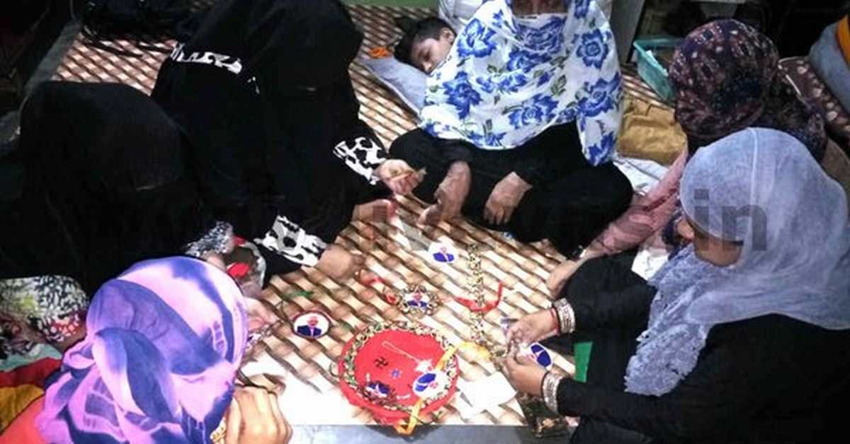 Varanasi muslim women sent rakhi for PM modi