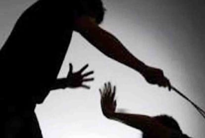 youngman Beaten tied with pole in hamirpur