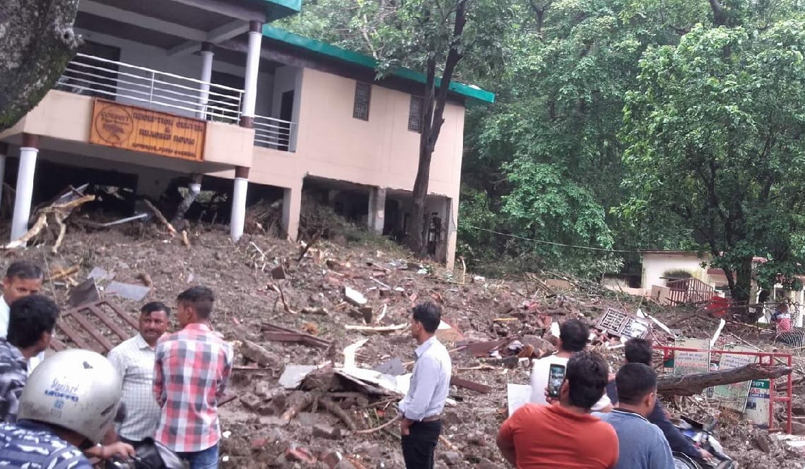 Disaster After flood in pauri uttarakhand photo