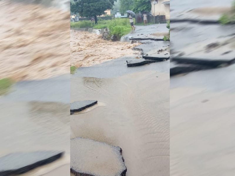 rain create flood like condition in uttarakhand