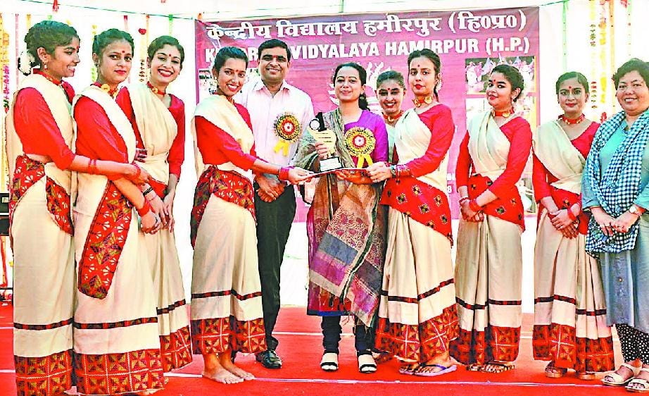 पालमपुर, योल और धर्मशाला केवि अव्वल