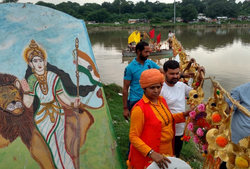rakhis will be presented to river gomti in lucknow today