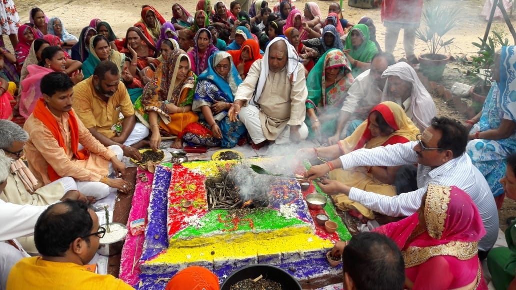 शिव मंदिर में हुई मूर्ति की प्राण प्रतिष्ठा