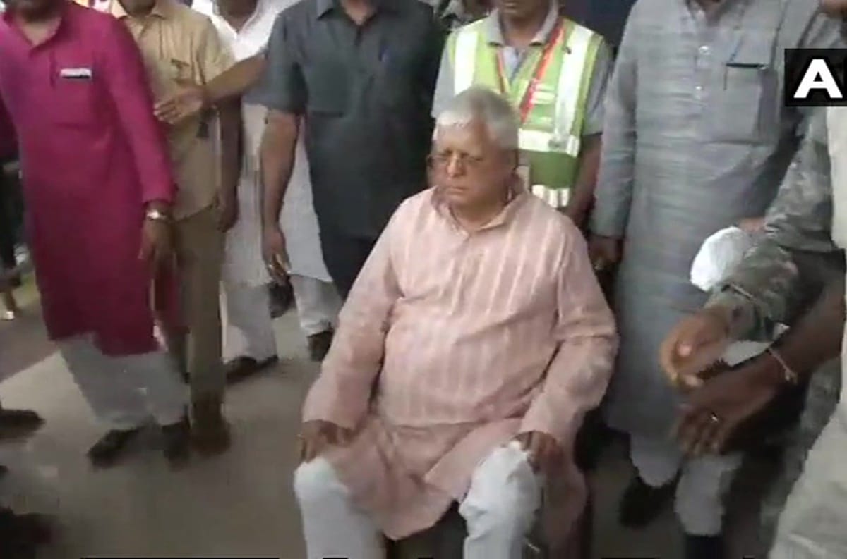 Lalu Prasad Yadav has been discharged from Mumbai Asian Heart Institute