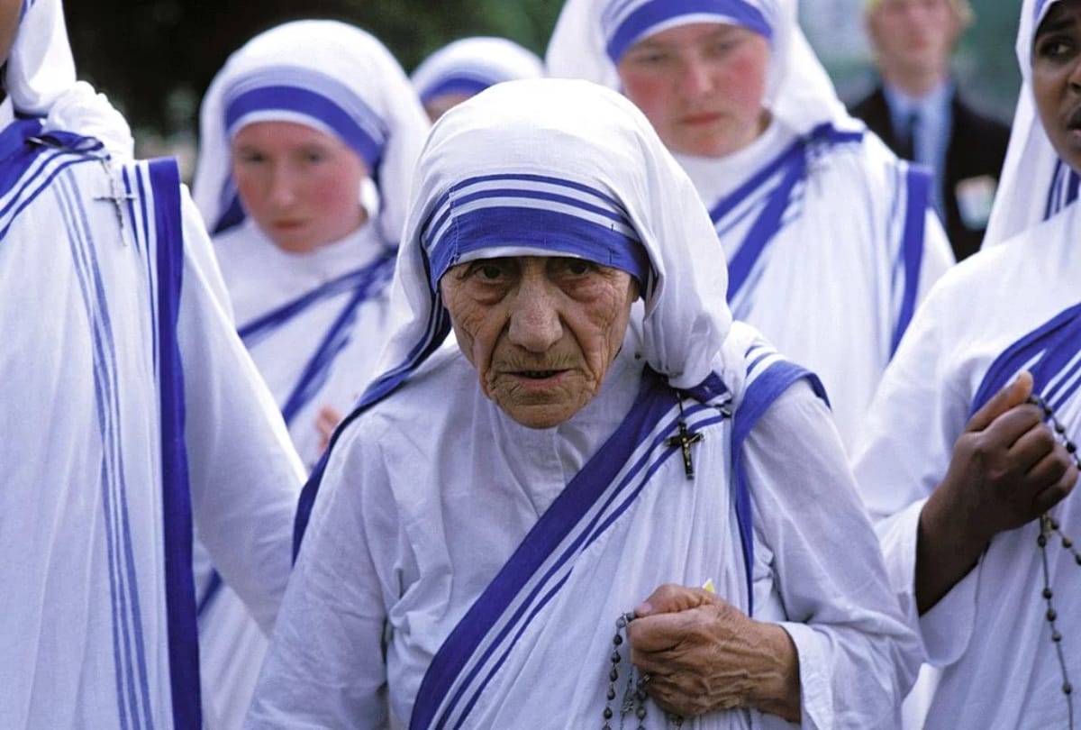 Mother Teresa birthday had lived in these countries before India, these 12 questions related to life