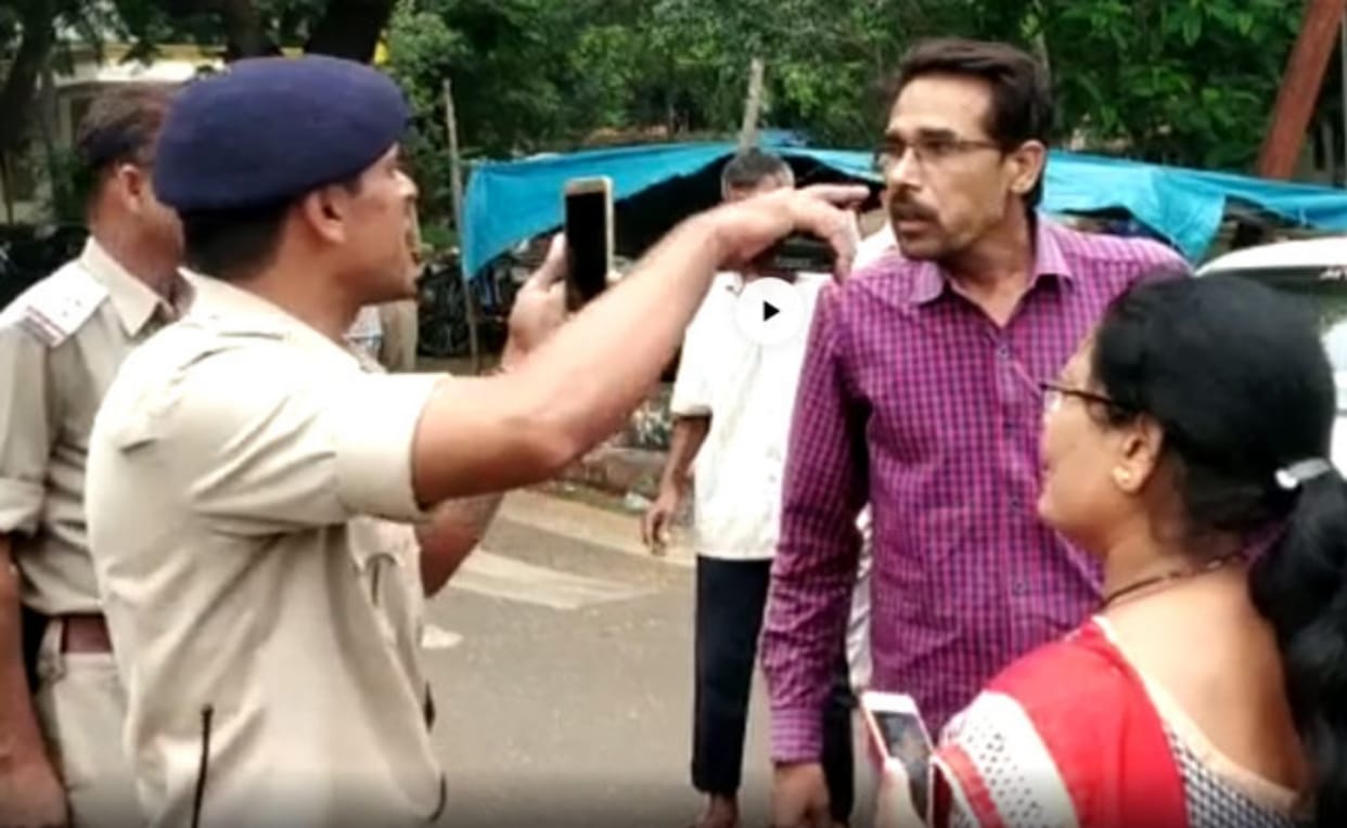 Madhya Pradesh: police issues e-challan against man who claims that CM is his brother in law