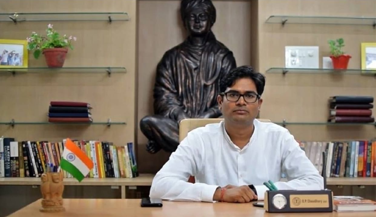 Raipur Collector IAS OP Chaudhary resigns, speculations about joining BJP
