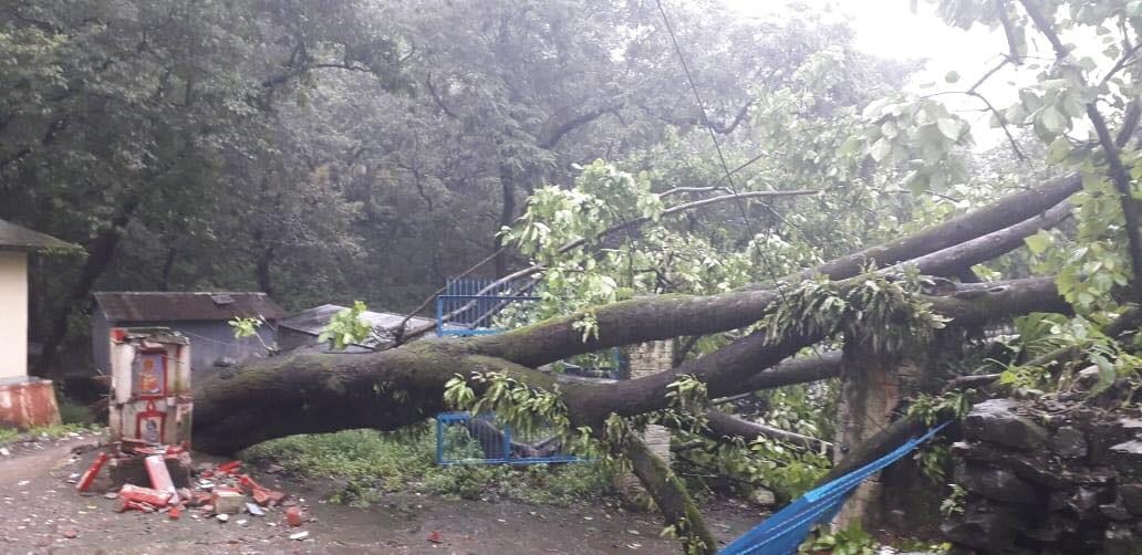 rain create flood like condition in uttarakhand