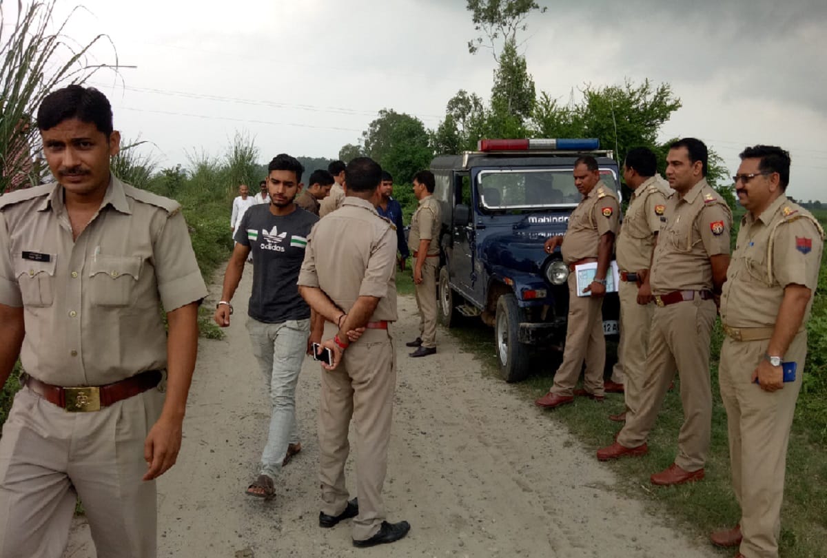 sexual assaulted with woman after son hostage by three people in Eta