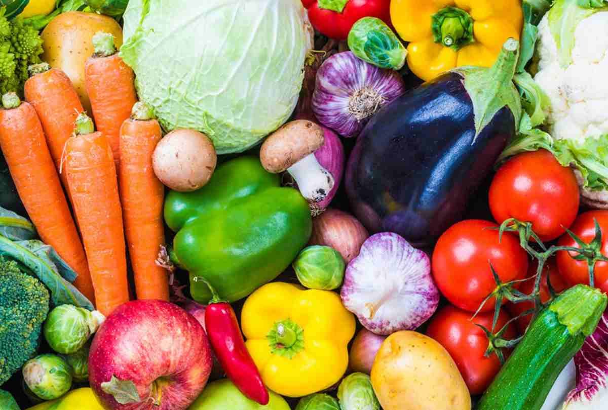 rate of vegetables hiked due to rain in lucknow