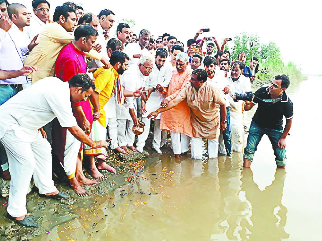 Atal ji's bones disappeared on Yamuna Ghat in Saharanpur
