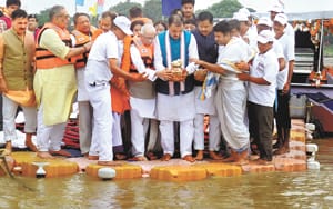 Atal's Bones Immerse in Sangam, Memories Safe in Hearts