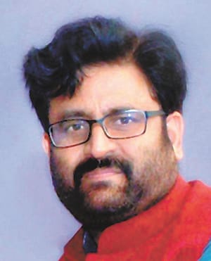 Dr. Anand Shankar Singh New Registrar of Eviwi