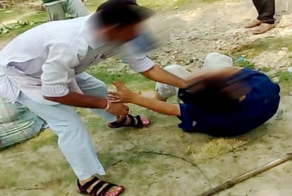 Attack on bjp leader by iron rod in uttarakhand