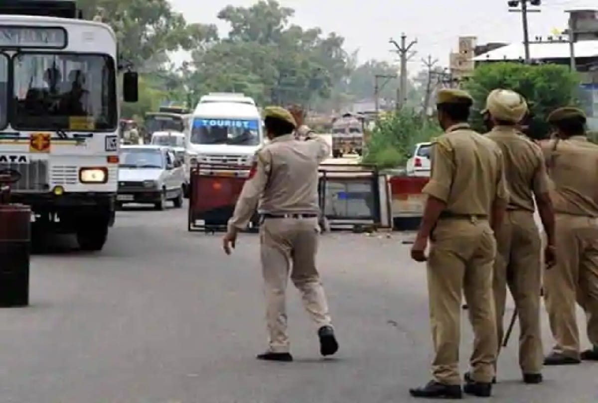 Attempted to stop the car driver policeman beat up policeman