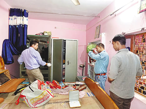 Thieves blew 22 million jewels, four lakh cash