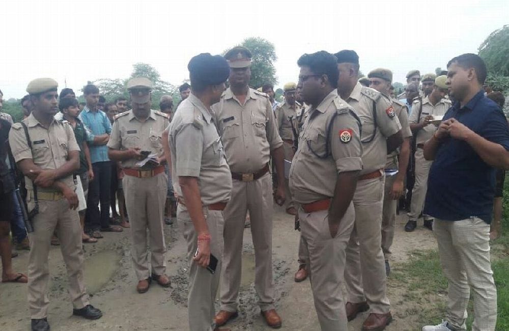 farmer killed after throat slit in firozabad