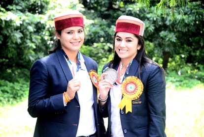 indian women kabaddi team player priyanka negi kavita thakur and ritu negi reached himachal