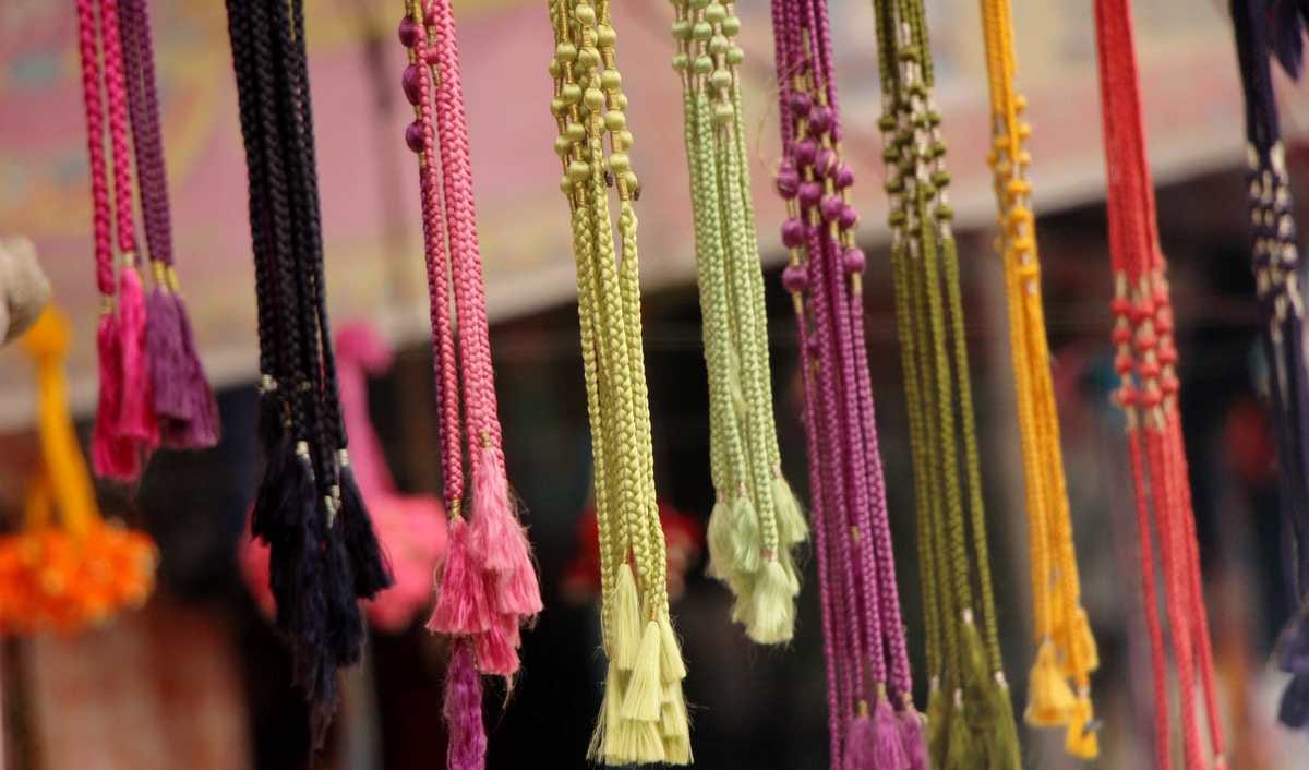Sisters like these dresses on raksha bandhan
