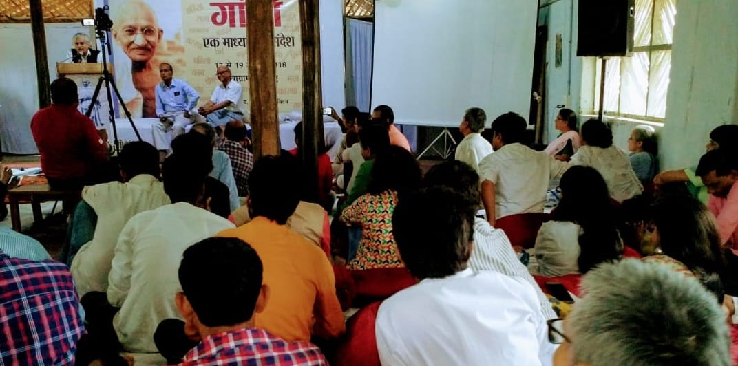 Where are the issues of farming and farmers in journalism