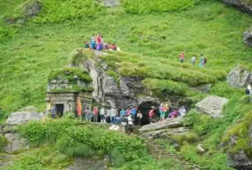 Raksha Bandhan 2018 uttarakhand Vanshinarayan temple unique accreditation