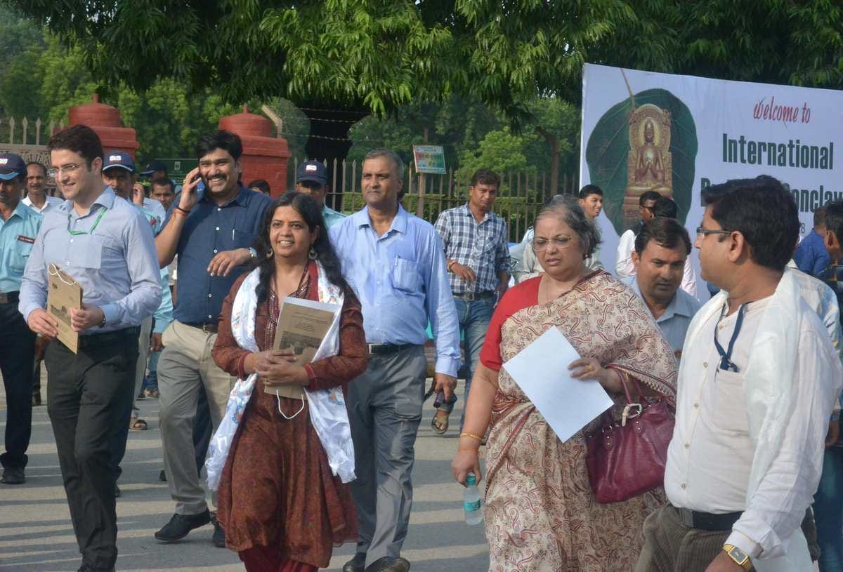 Buddhist conclave in varanasi delegates visit sarnath