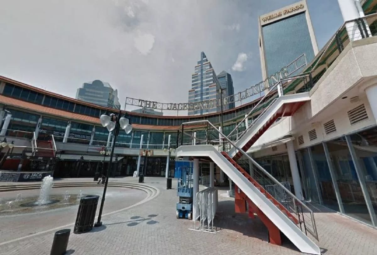 US: Firing at Riverfront Mall in Florida Province, Four killed, 10 wounded