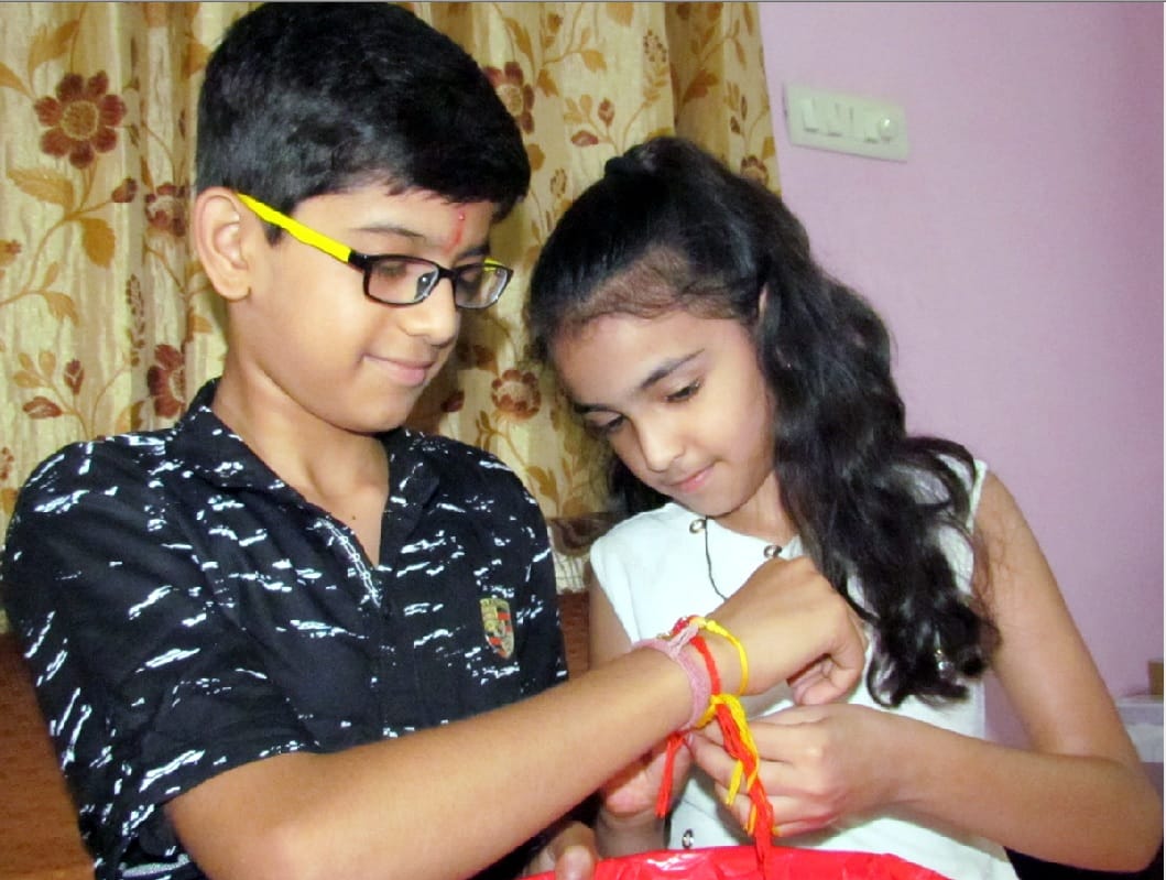 Sisters held on the wrists of the brothers