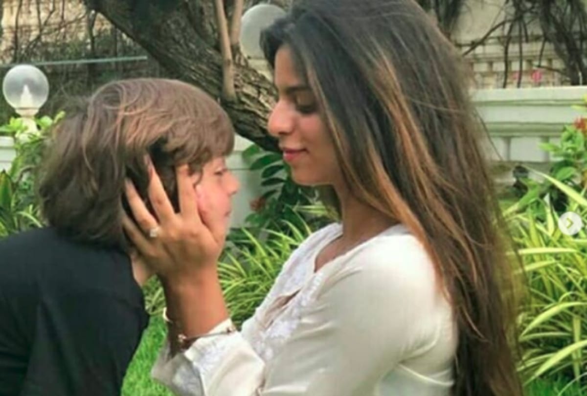 Suhana Khan Share Adorable Photo With Brother Abram Khan Shahrukh Khan Wishes Fans Happy Diwali
