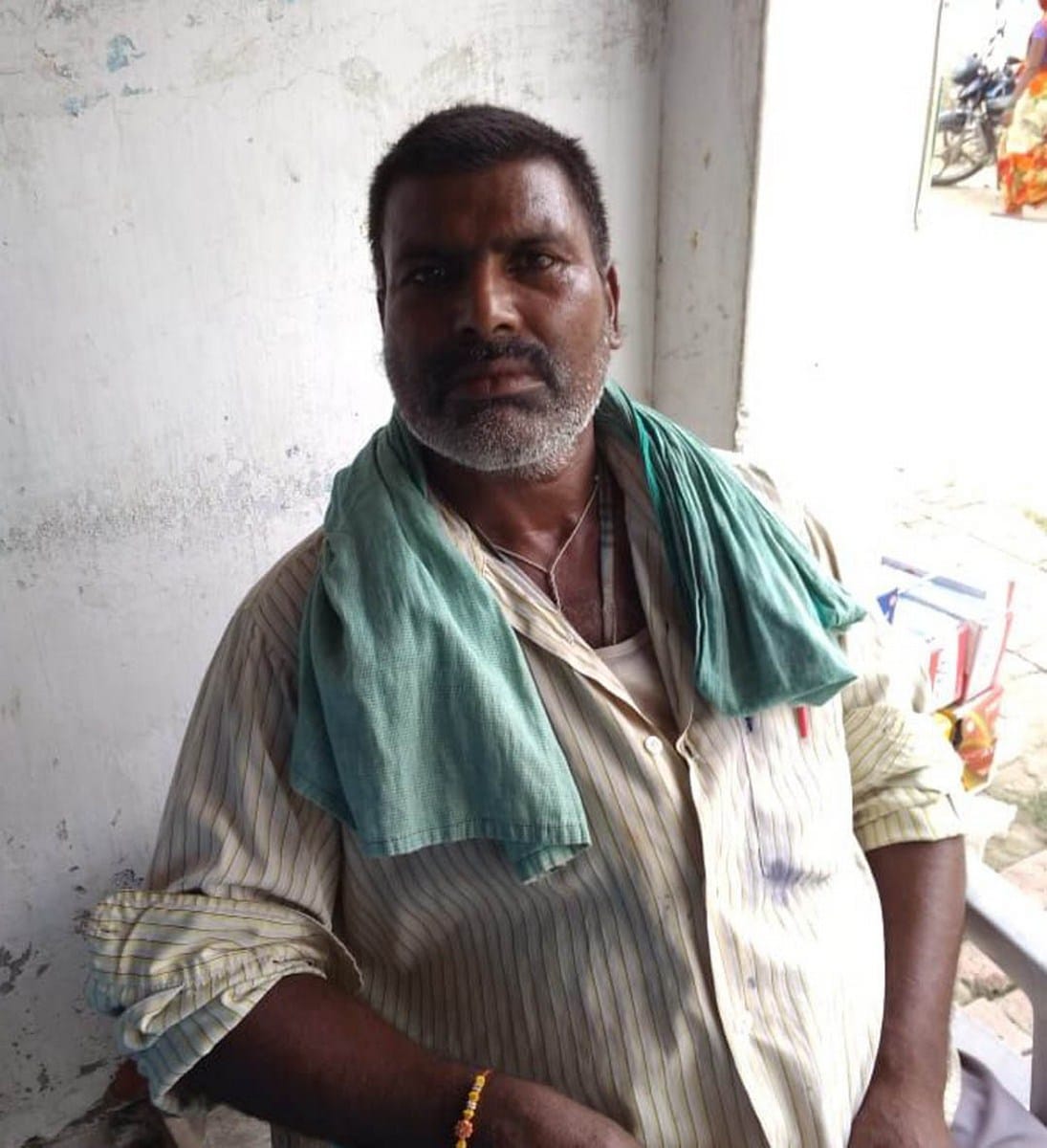 बैंक से कर्ज मिला नहीं और बंधक हो गई जमीन