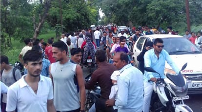 accidents in UP and 13 people die, many injured