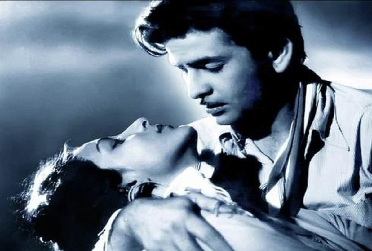 know about bollywood films which was produced in Rk Studio