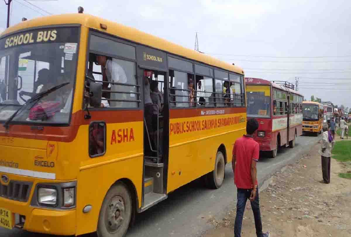 three people died in road accident in Kannauj