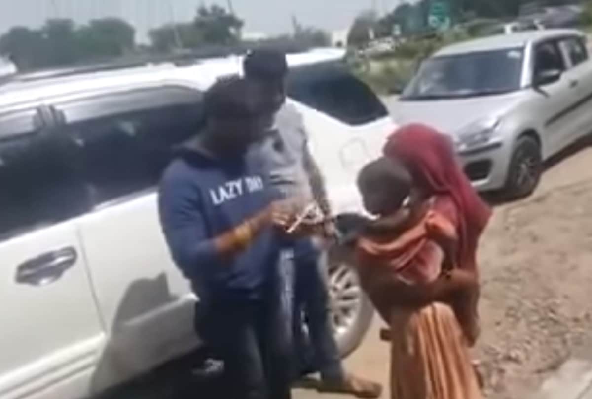 Bhojpuri superstar khesari lal yadav celebrated rakhi with a beggar