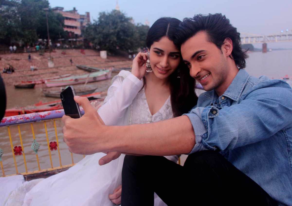 salman khan change the title of loveratri aayush sharma clarify this name