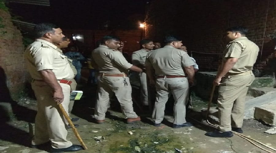 Conflicts between two parties in Meerut, and firing, 7 injured