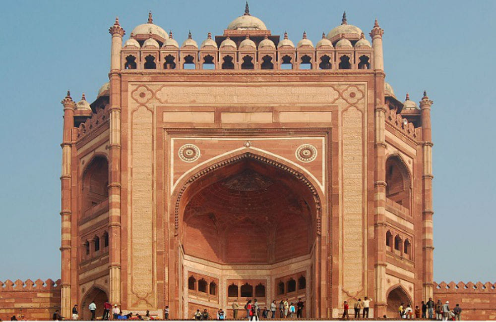 Ancient Mughal painting of Hazrat Chishti Mazar Collapsed Damaged