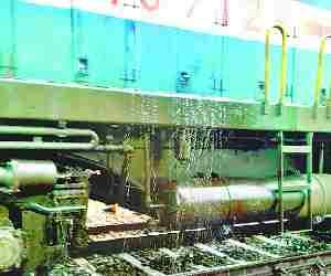 Train went back after engine fail