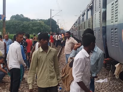 OHE wire break and fall on patliputra express