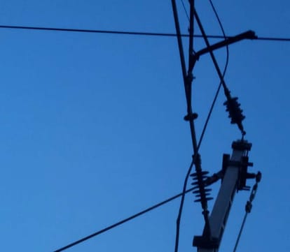 OHE wire break and fall on patliputra express