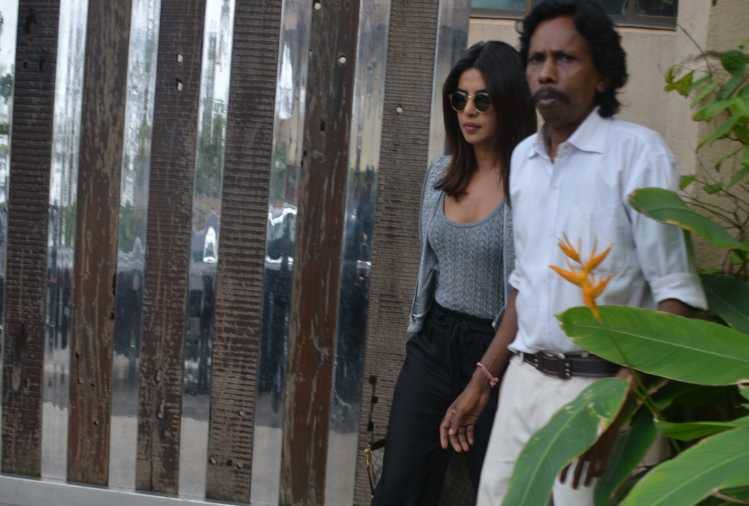 priyanka chopra goes america for her bad health