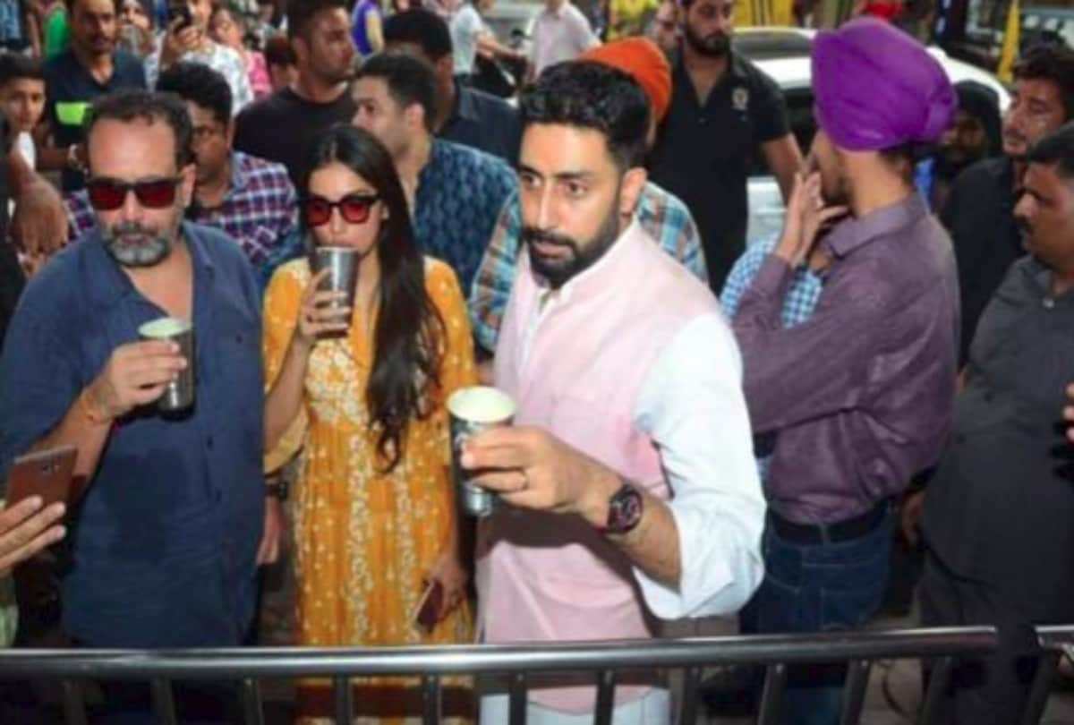 before Manmarziyaan release Abhishek Bachchan reached Golden Temple for worship