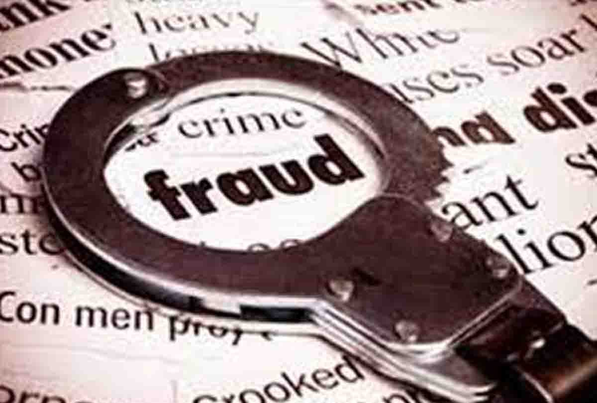 A case of loot from traders in Kanpur