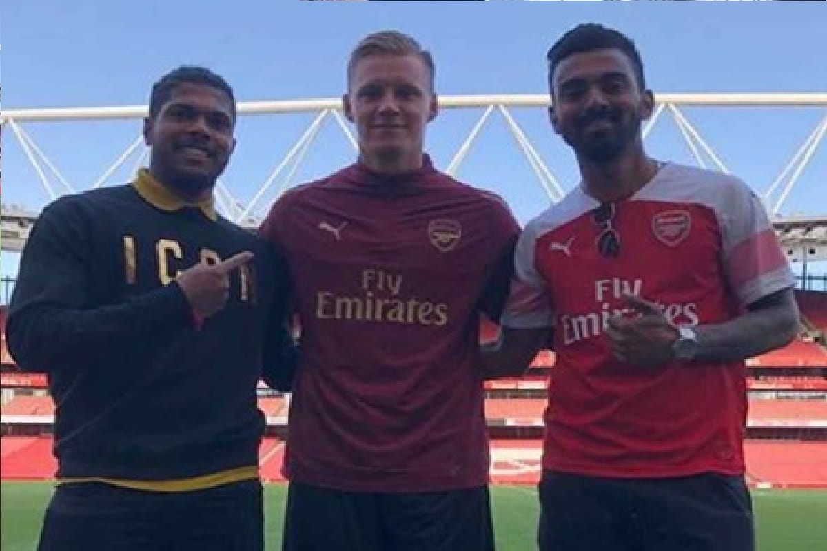 kl rahul and umesh yadav went to watch football match of english premier league in england
