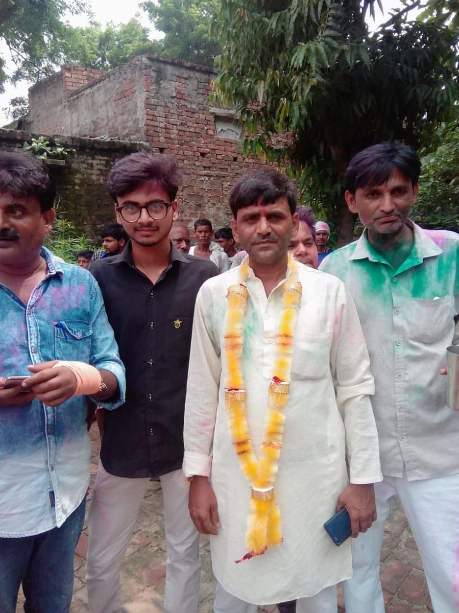 बलिया उतर में सुनील कुमार पाण्डेय प्रधान निर्वाचित