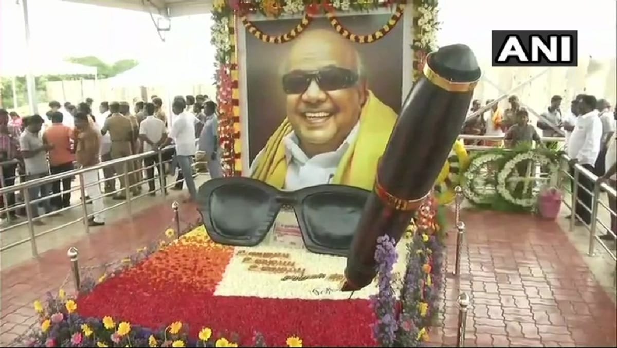 DMK new president MK Stalin, Karunanidhi was the only crown from 49 years