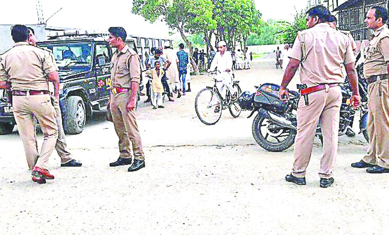 The panchayat called for fighting the evils, fighting themselves