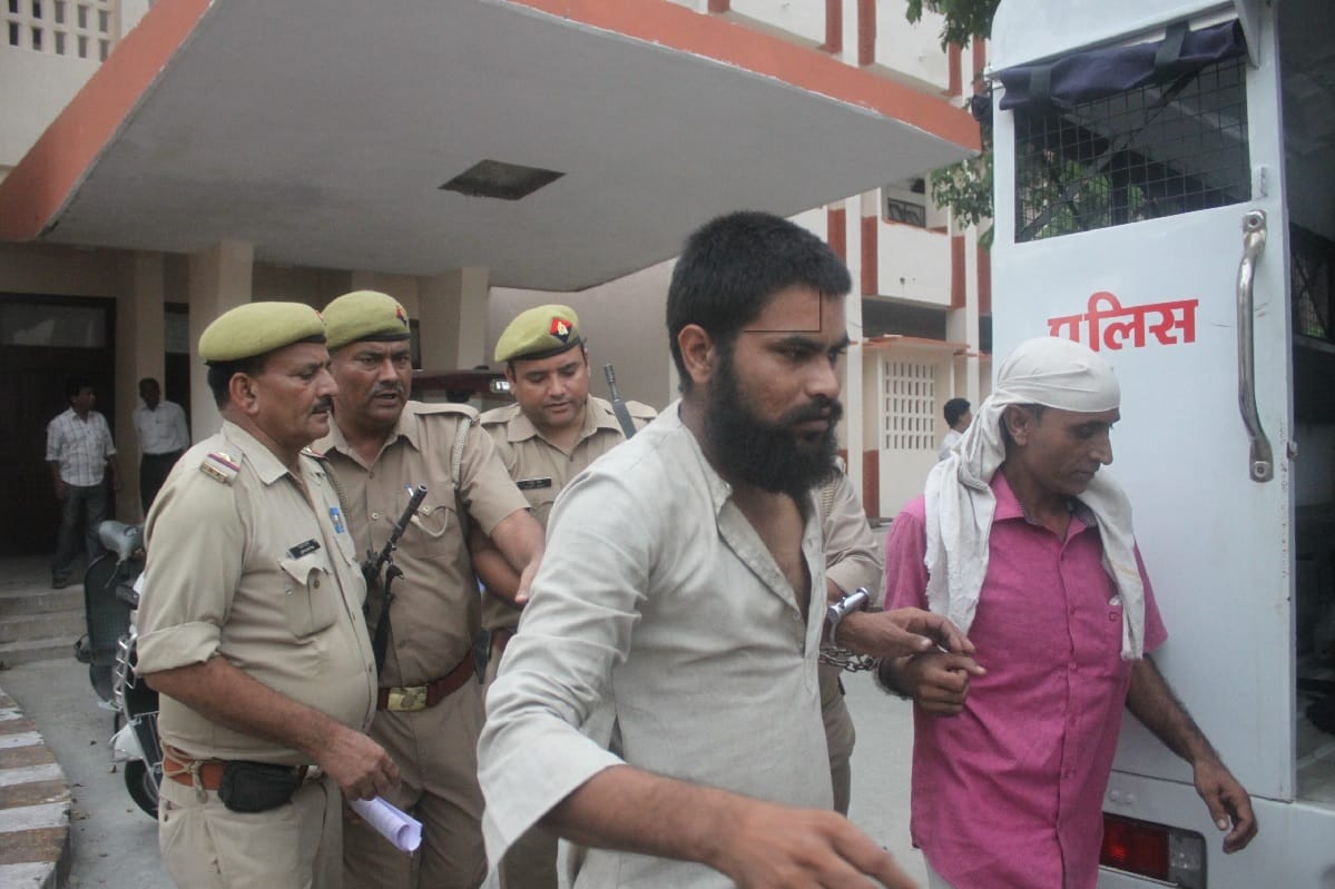 Three killers including parents, life imprisonment
