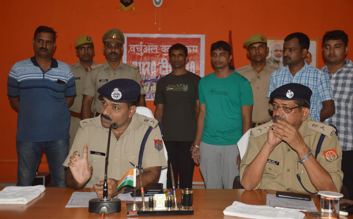 पुलिस से मुखबिरी के संदेह में भाजपा नेता की हुई थी हत्या