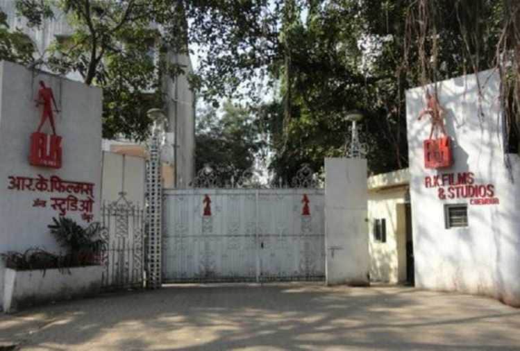 How much money will the Kapoor family make off from rk studio